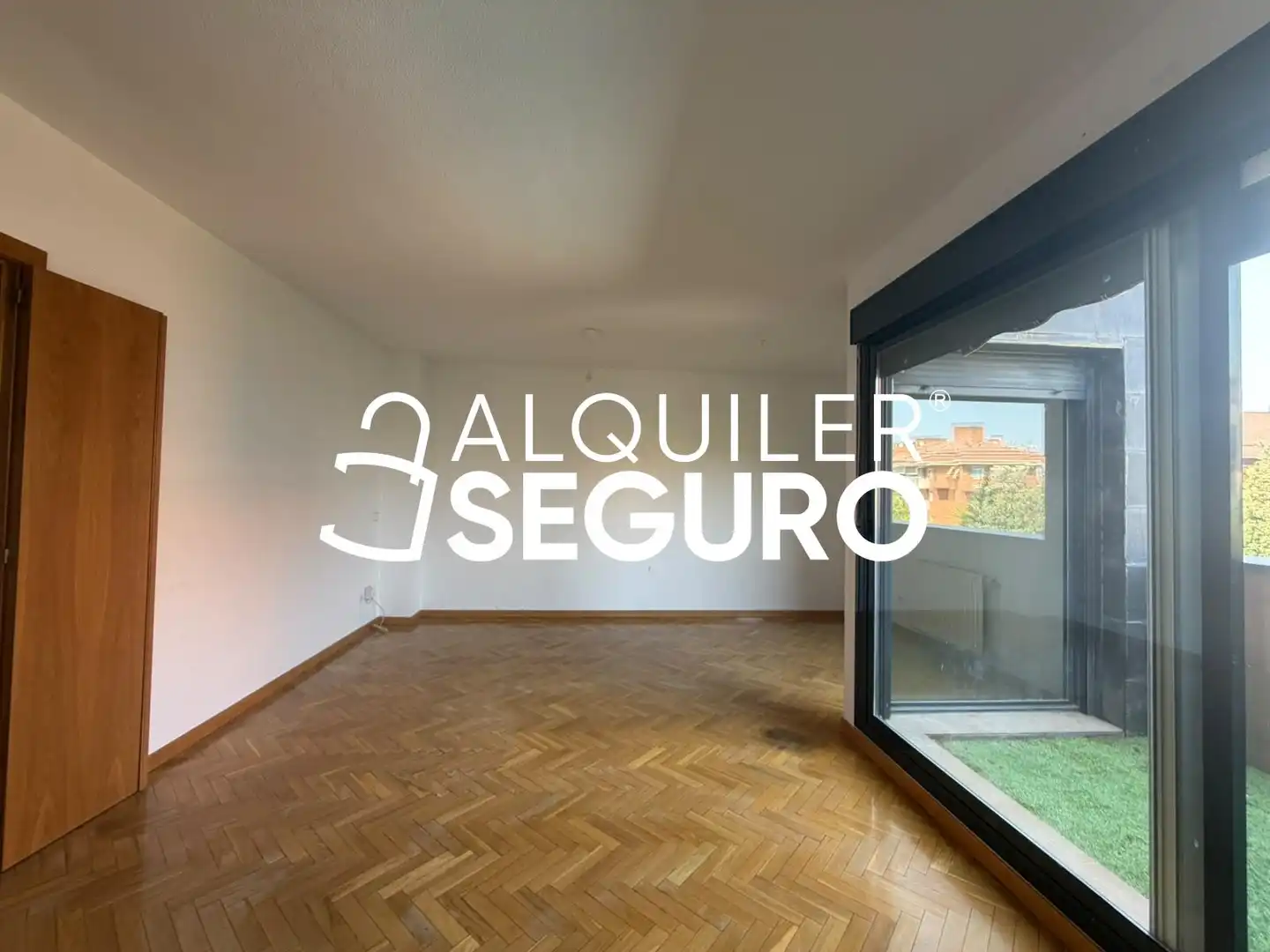 Sala de estar de Piso de alquiler en Boadilla del Monte con Aire acondicionado, Calefacción y Terraza