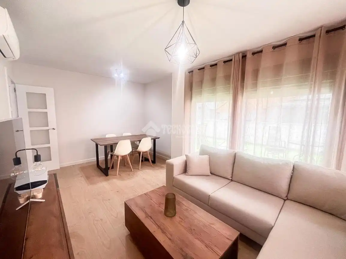 Sala de estar de Piso en venta en Navalcarnero con Aire acondicionado, Trastero y Piscina comunitaria