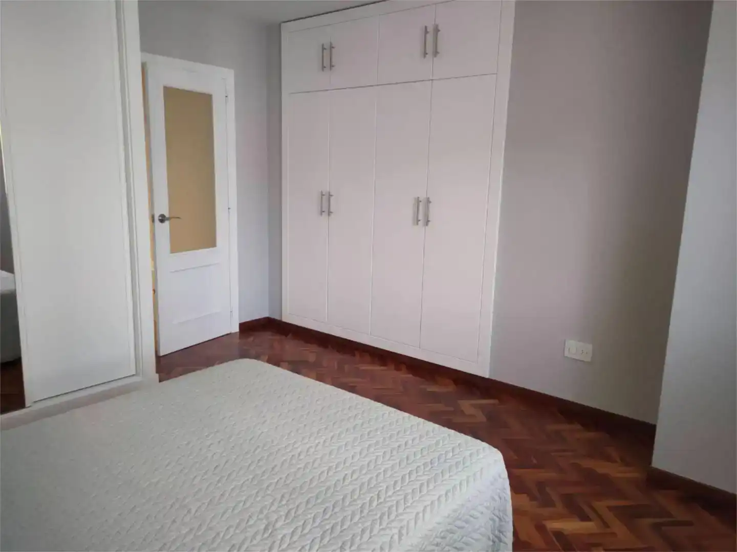 Habitación de Piso de alquiler en Pontedeume con Parquet y Amueblado