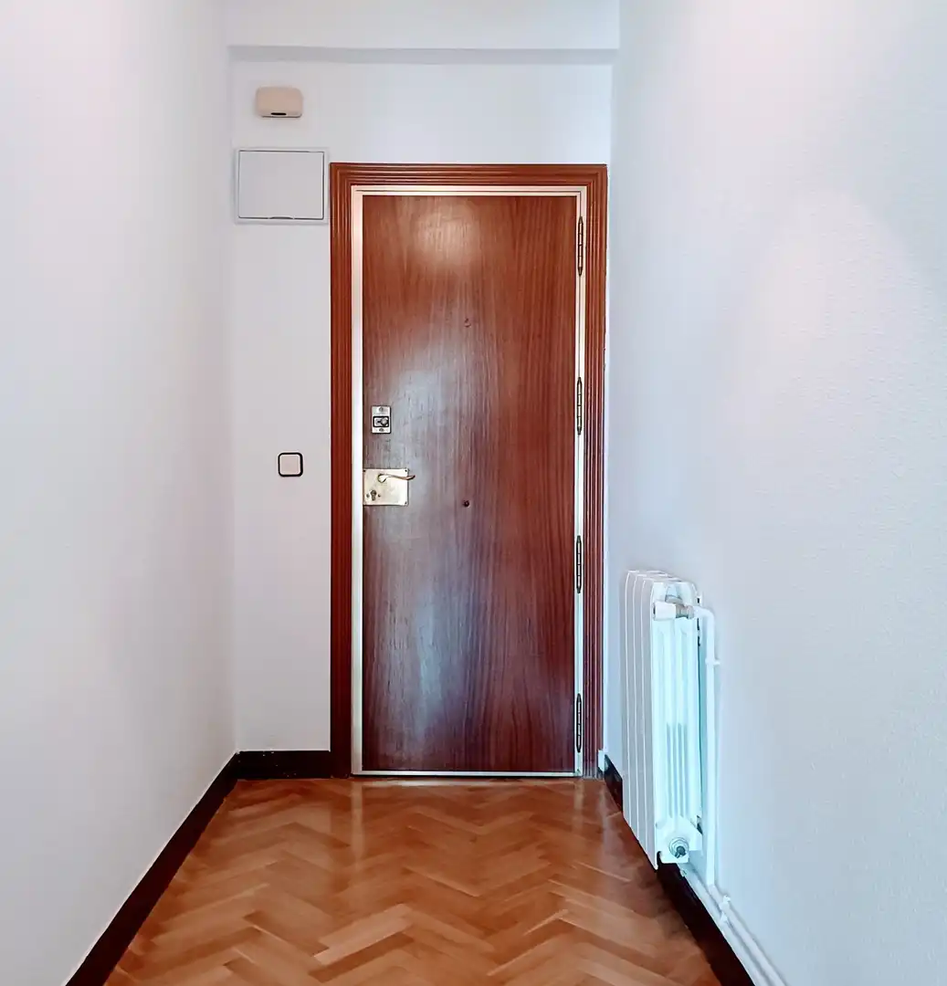 Piso de alquiler en ISLA DE JAVA, Tres Olivos - Valverde