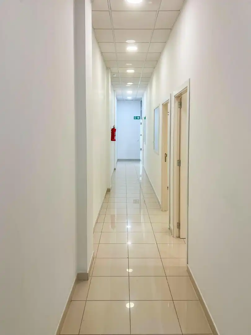 Local comercial de lloguer a Núcleo urbano, imagen 6