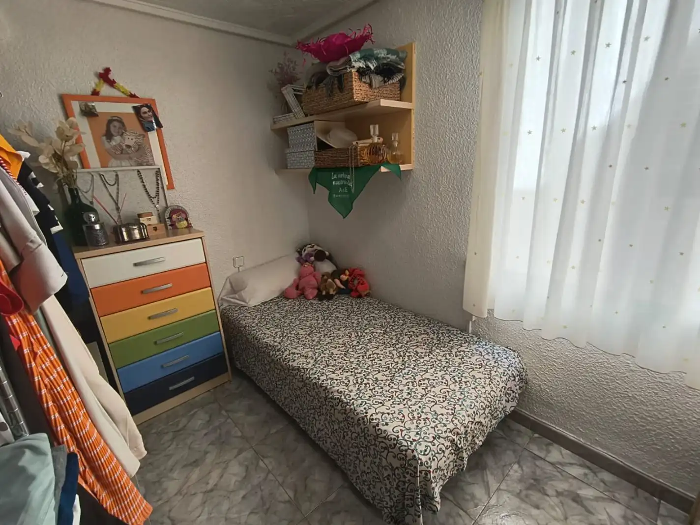 Dormitori de Pis en venda en Elche / Elx amb Aire condicionat, Terrassa i Balcó