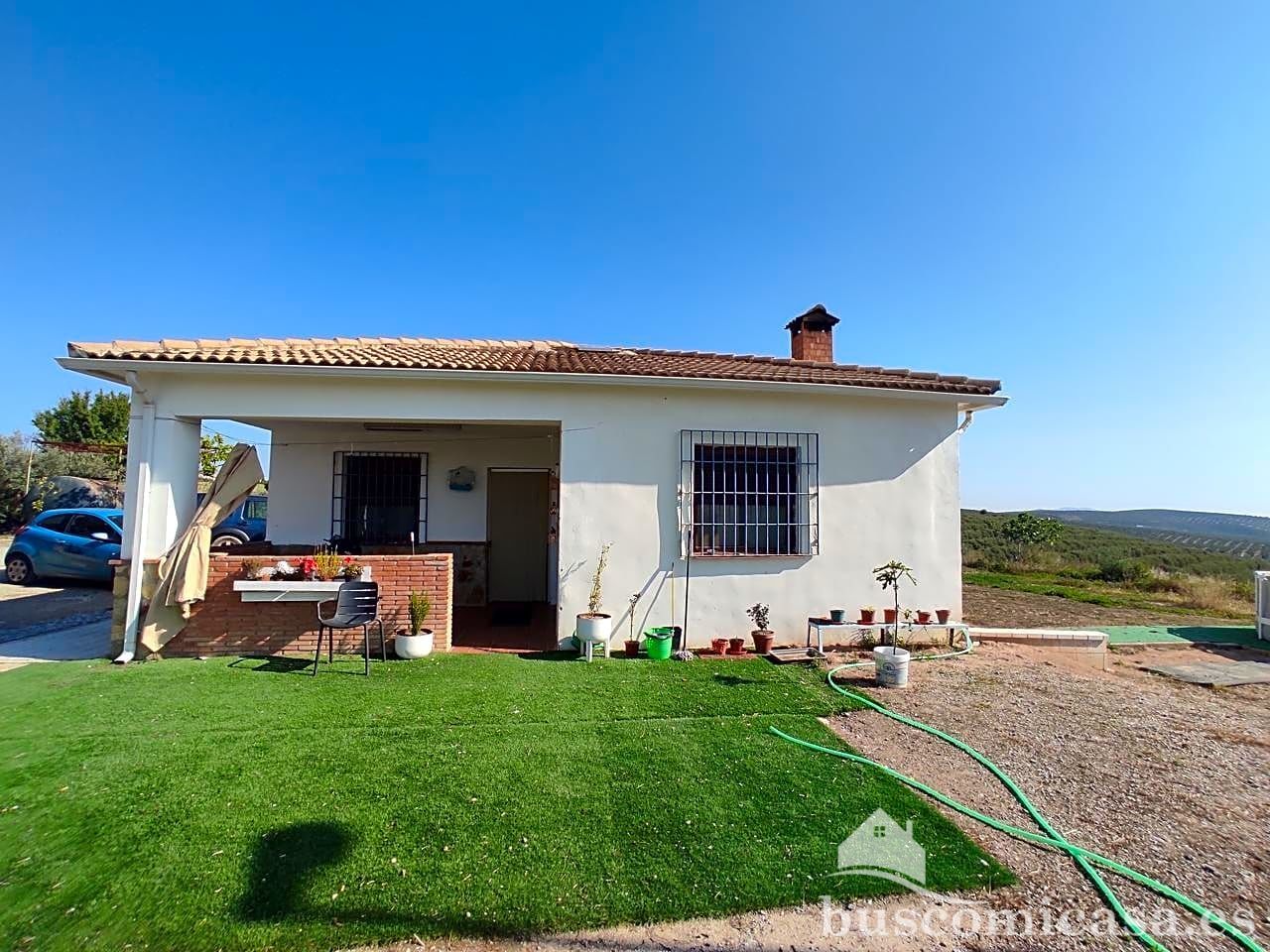 Exterior view of House or chalet for sale in Linares