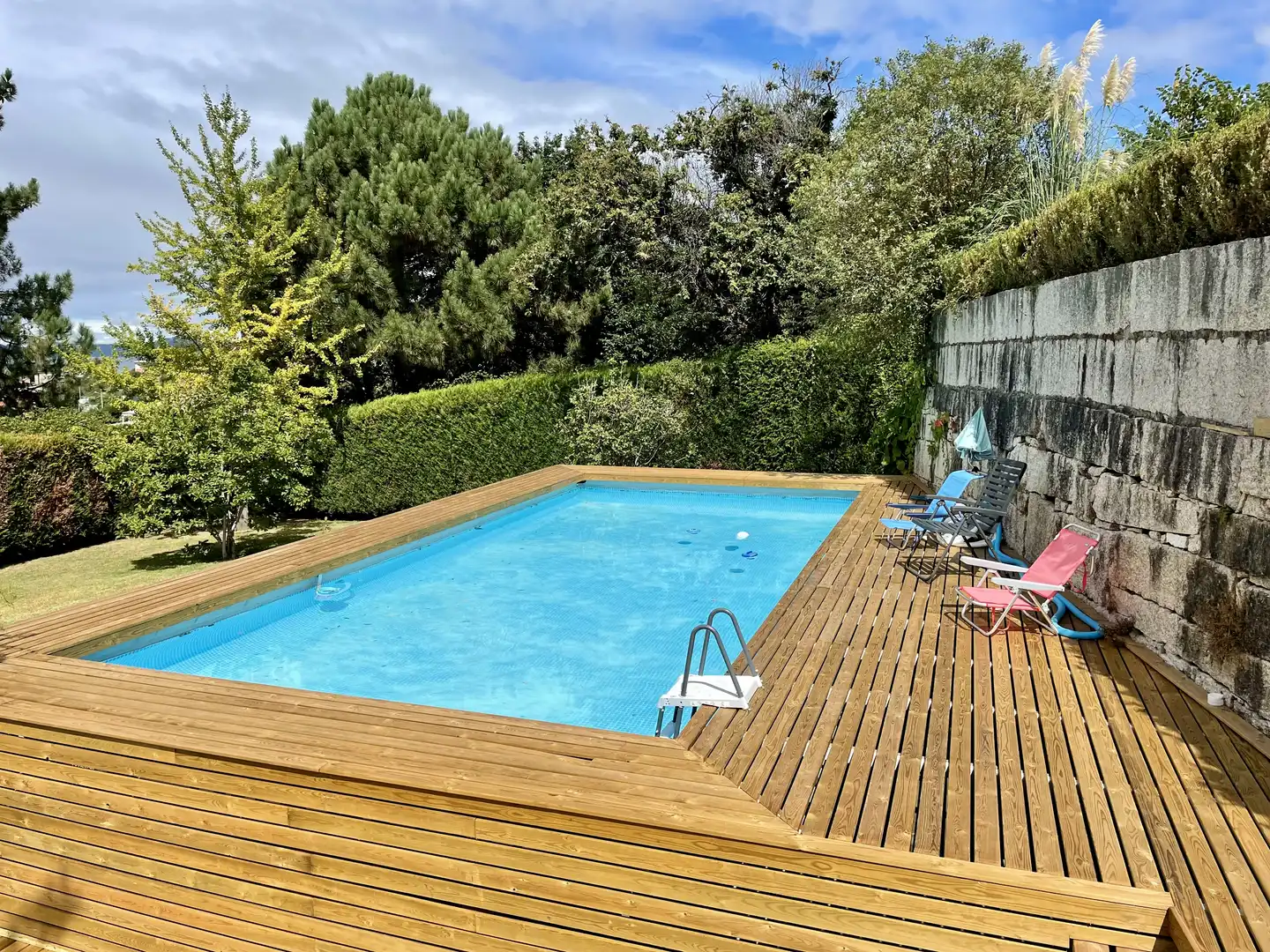 Piscina de Casa o chalet de alquiler en Nigrán con Calefacción, Jardín privado y Parquet