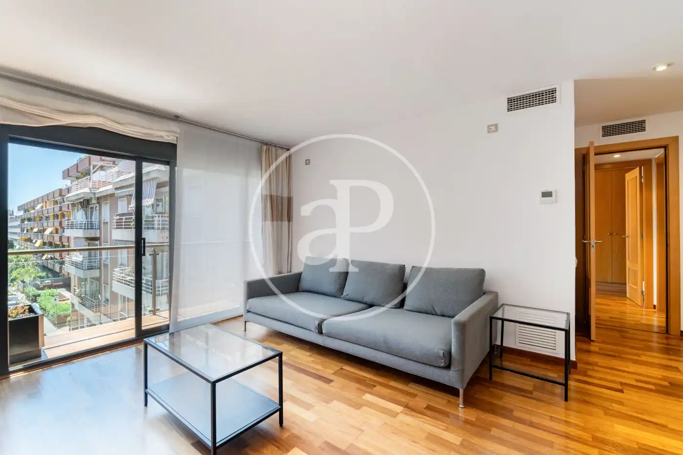 Wohnzimmer von Wohnung zur Miete in Barcelona mit Klimaanlage, Heizung und Möbliert