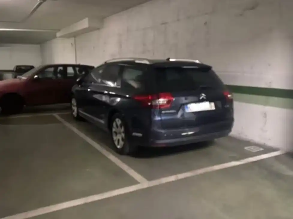 Parking de Oficina de alquiler en Talavera de la Reina con Aire acondicionado, Amueblado y Internet