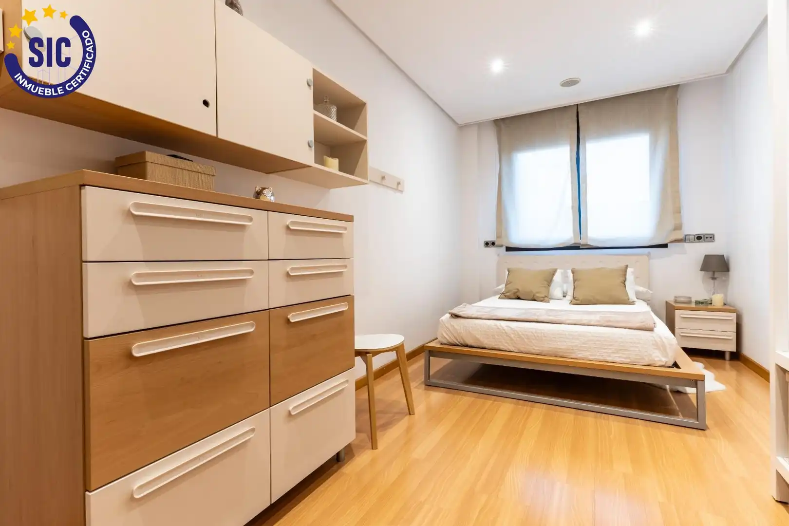 Bedroom of Houses for sale in Alaquàs  with Air Conditioner, Heating and Terrace