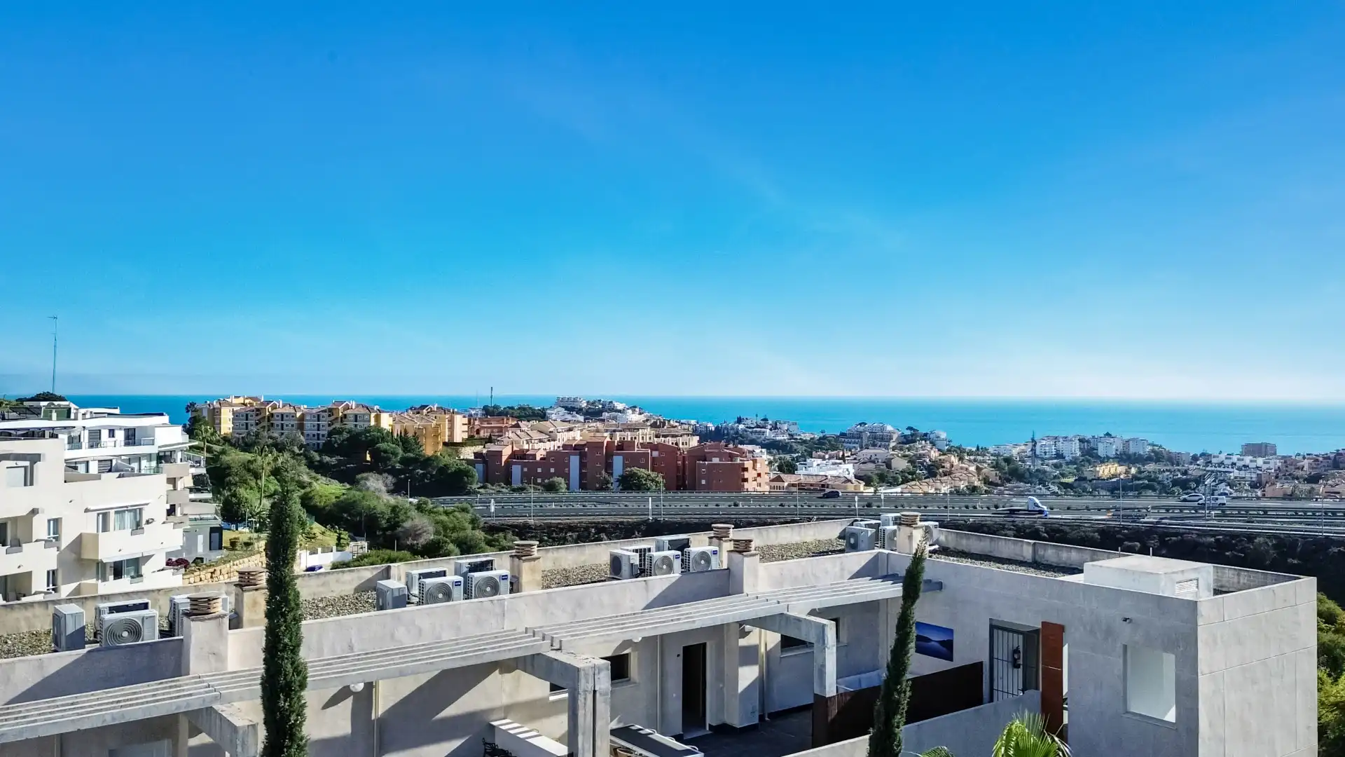 Außenansicht von Dachboden zum Verkauf in Mijas mit Klimaanlage, Heizung und Terrasse