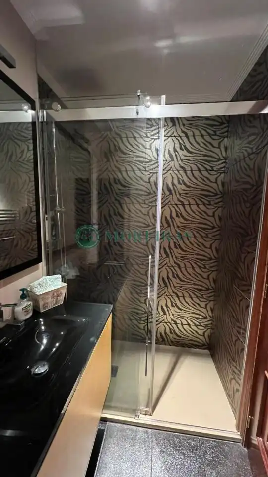 Badezimmer von Wohnung zum Verkauf in Ourense Capital  mit Heizung, Abstellraum und Balkon