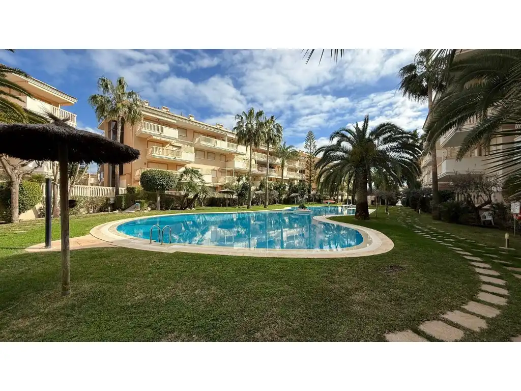 Swimming pool of Duplexes for sale in Jávea / Xàbia
