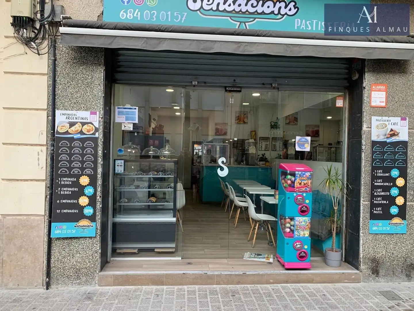 Local de alquiler en Vilanova i la Geltrú con Aire acondicionado y Amueblado