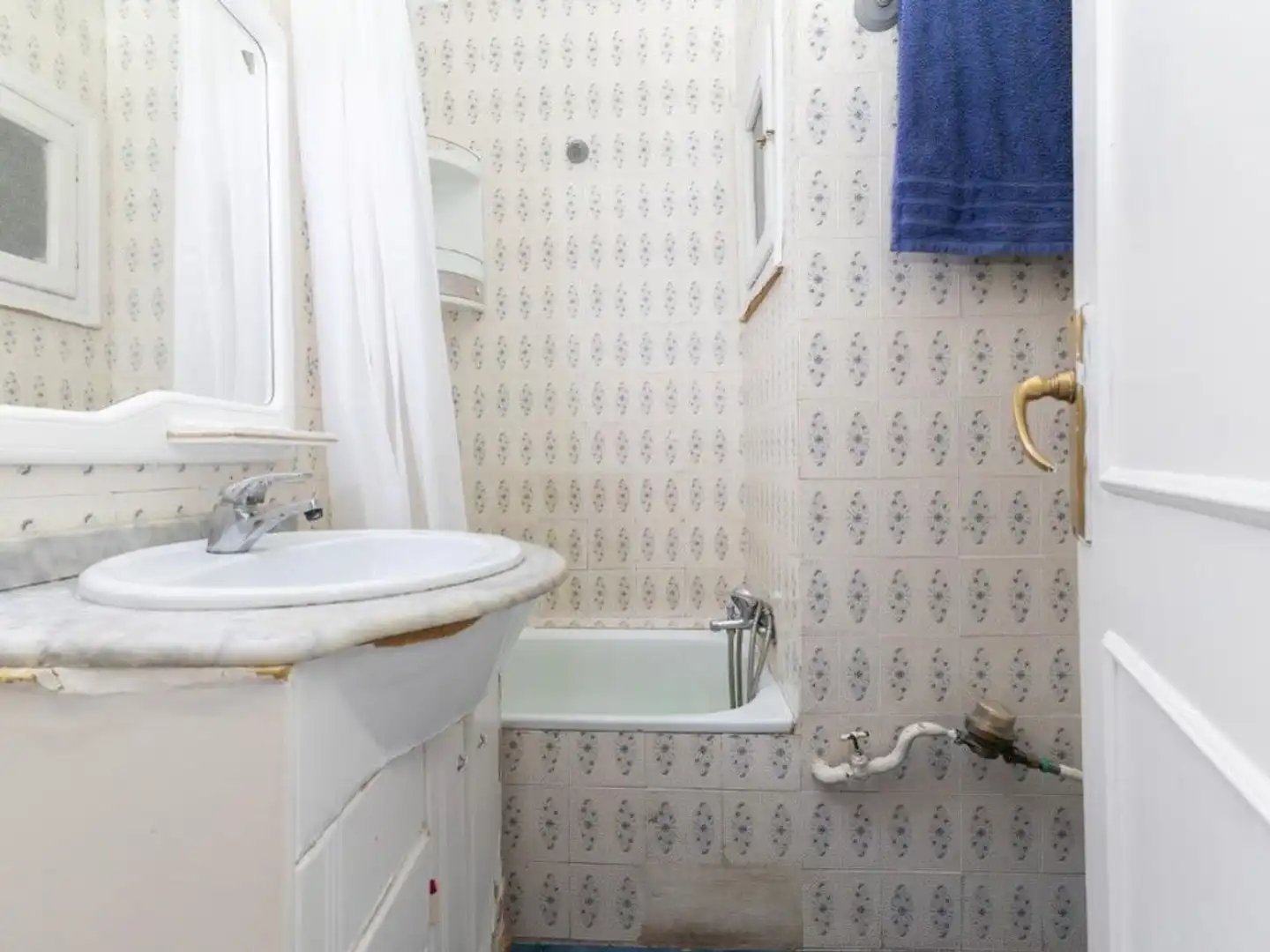 Baño de Piso en venta en Mislata con Balcón