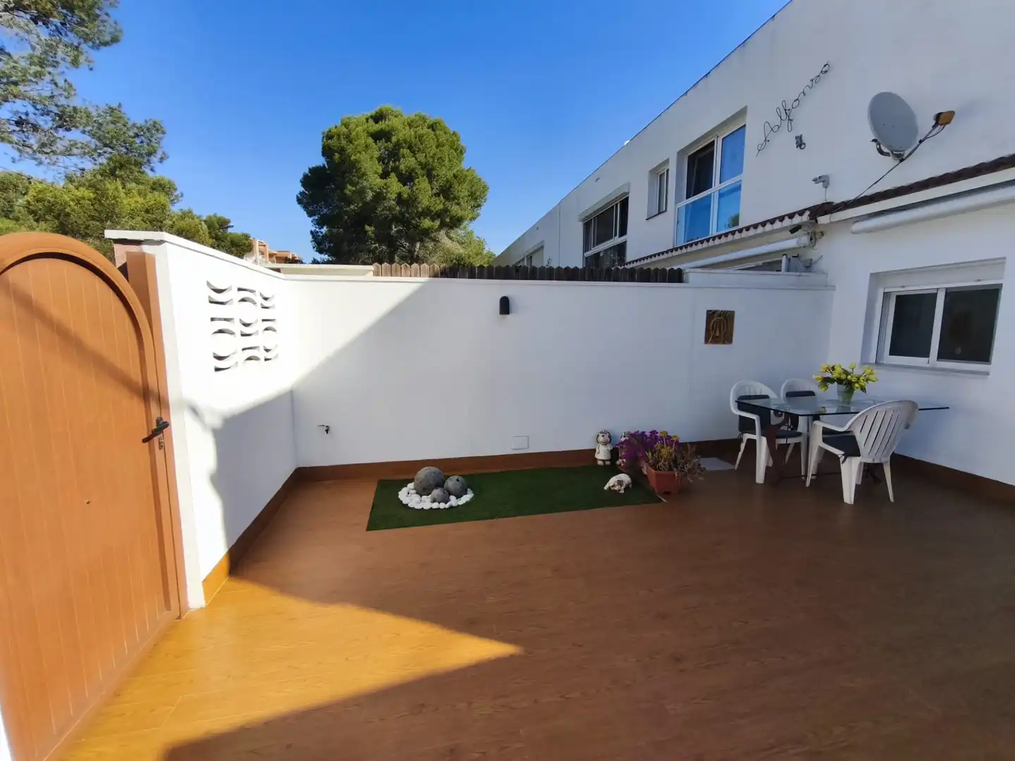 Terrassa de Casa adosada en venda en Salou amb Aire condicionat, Calefacció i Jardí privat