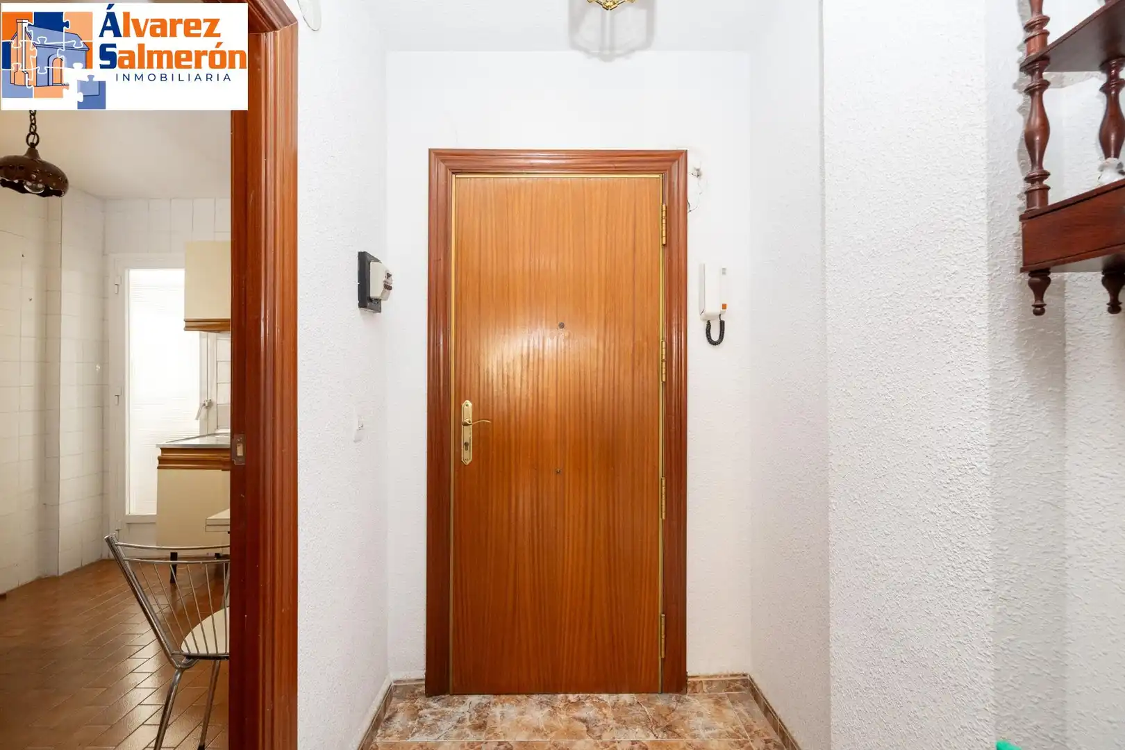 Flat for sale in Granada  with Terrace and Furnished