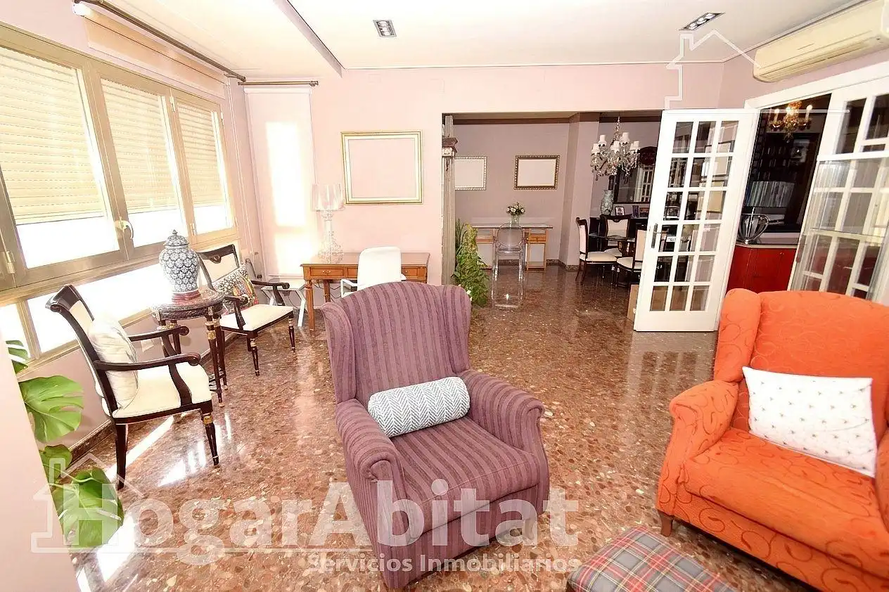 Sala d'estar de Pis en venda en Sagunto / Sagunt amb Aire condicionat i Balcó
