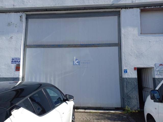 Nave industrial en Alquiler en TRES en San Cibrao das Viñas