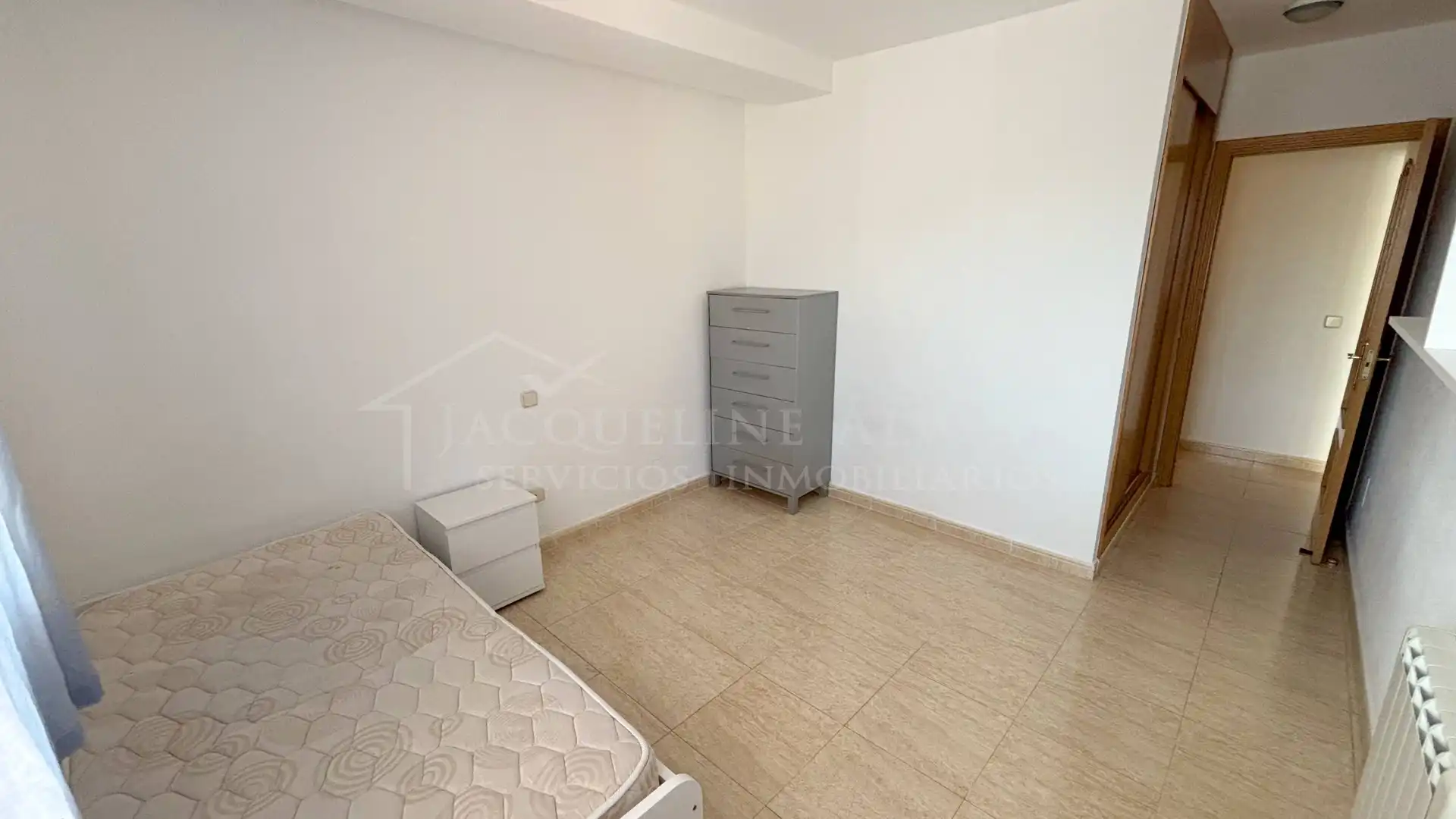 Piso en venta en Ugena con Calefacción, Amueblado y Balcón