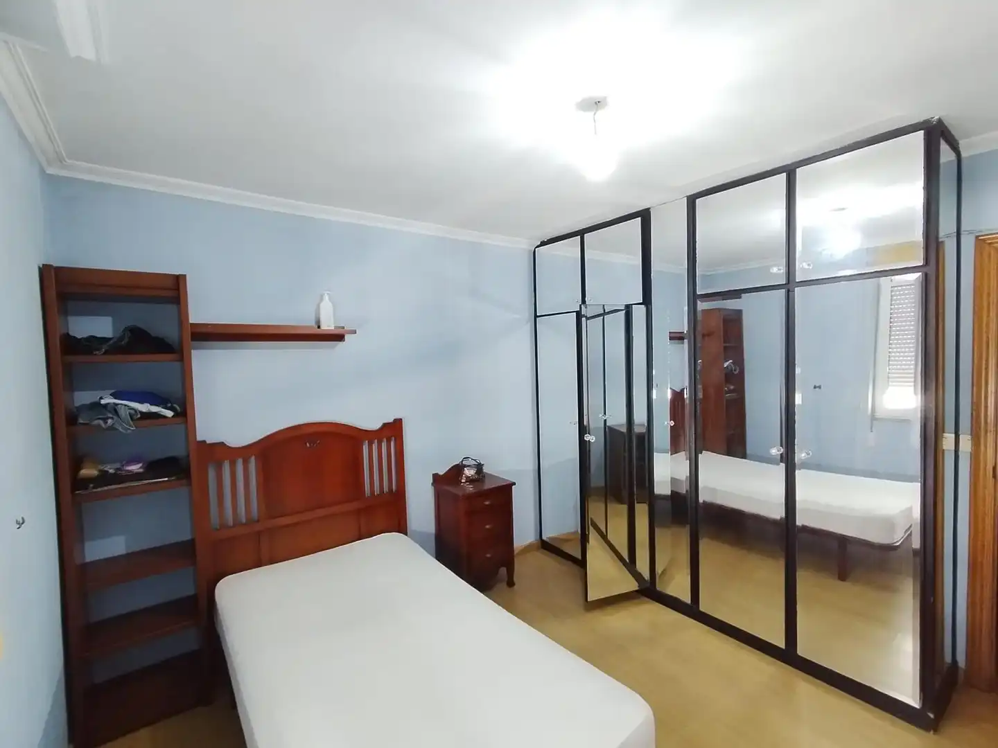 Bedroom of Flat for rent in Santiago de Compostela   with Furnished