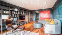 Living room of Flat for sale in  Barcelona Capital  with Air Conditioner, Heating and Parquet flooring