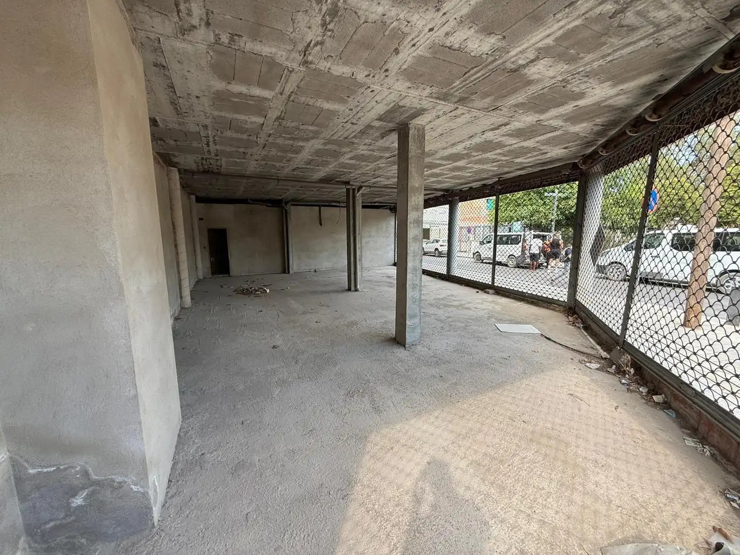 Local comercial en venda a El Poble Sec, imagen 2