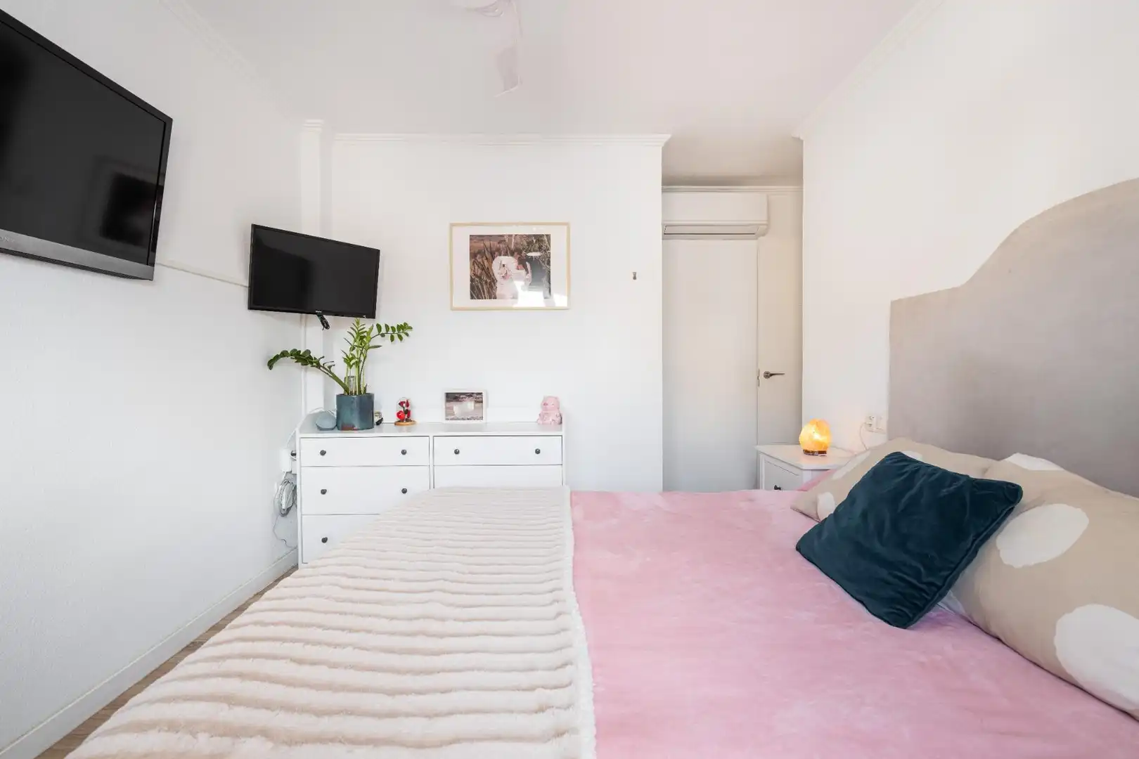 Habitación de Piso en venta en Almería con Aire acondicionado, Calefacción y Terraza