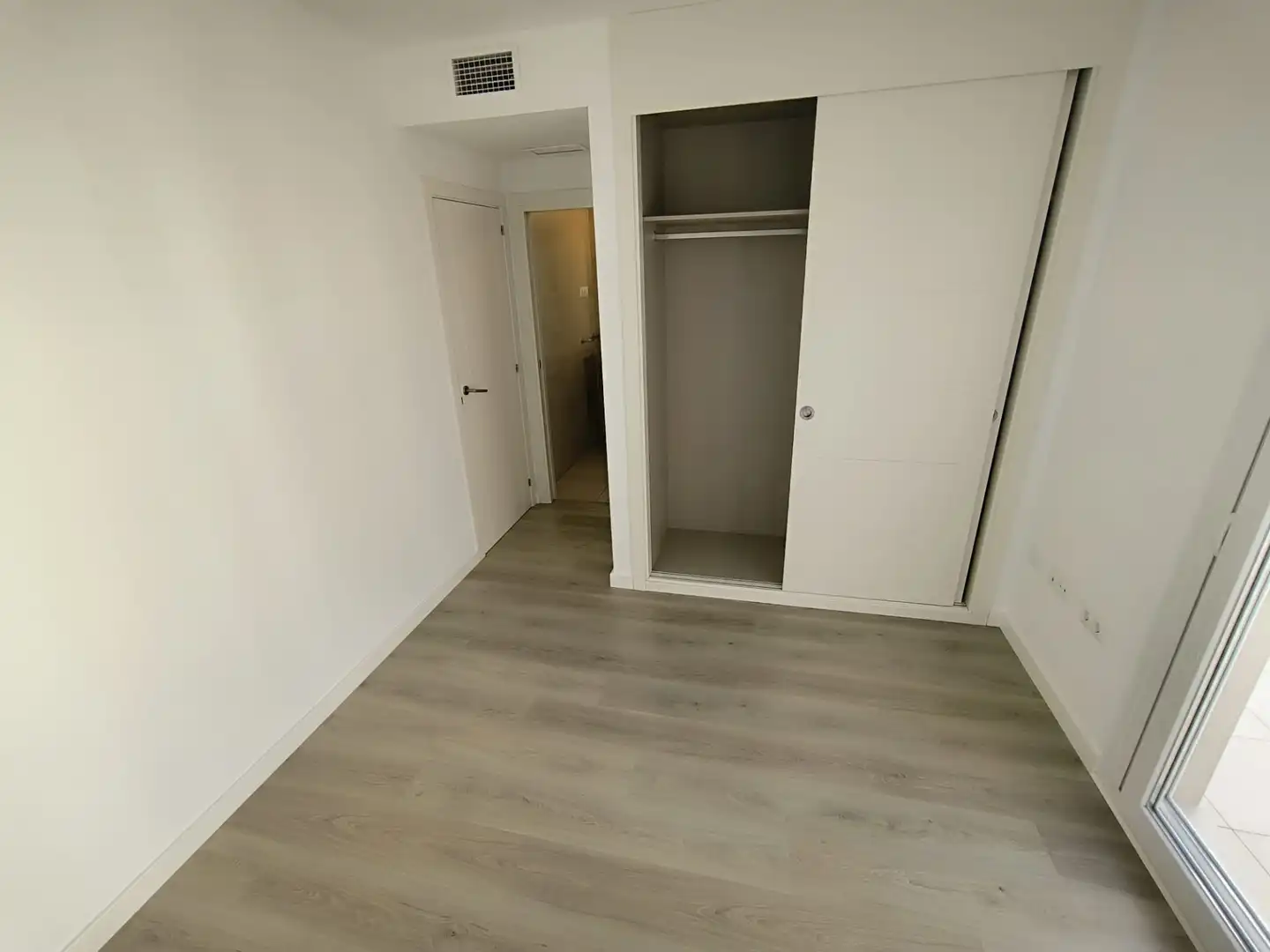 Attic for rent in Marbella  with Air Conditioner, Terrace and Swimming Pool