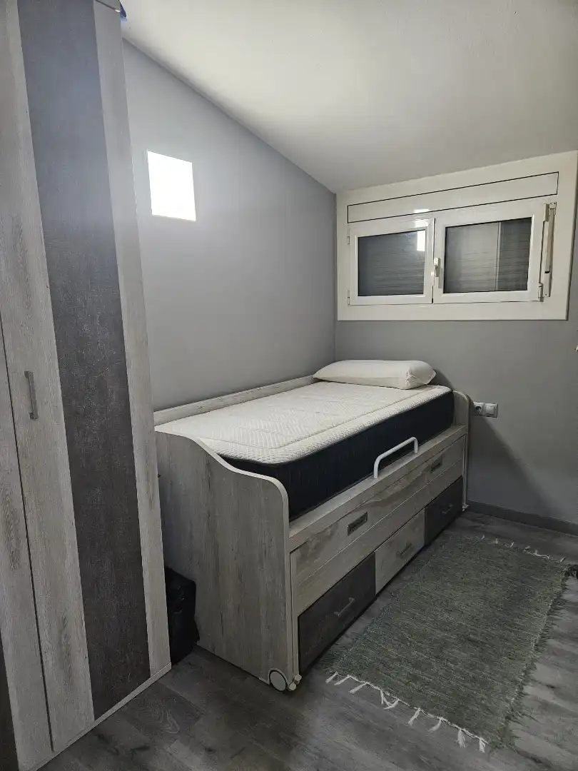 Habitación de Casa o chalet en venta en Barcelona con Aire acondicionado, Calefacción y Jardín privado