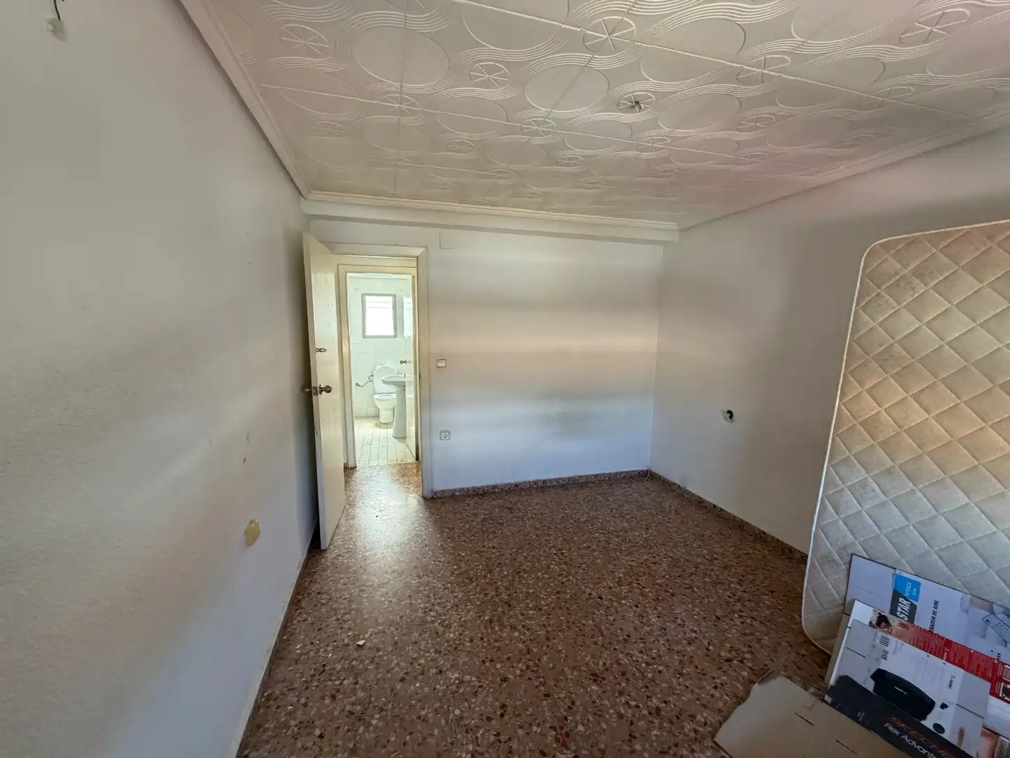 Flat for sale in Valencia  with Balcony