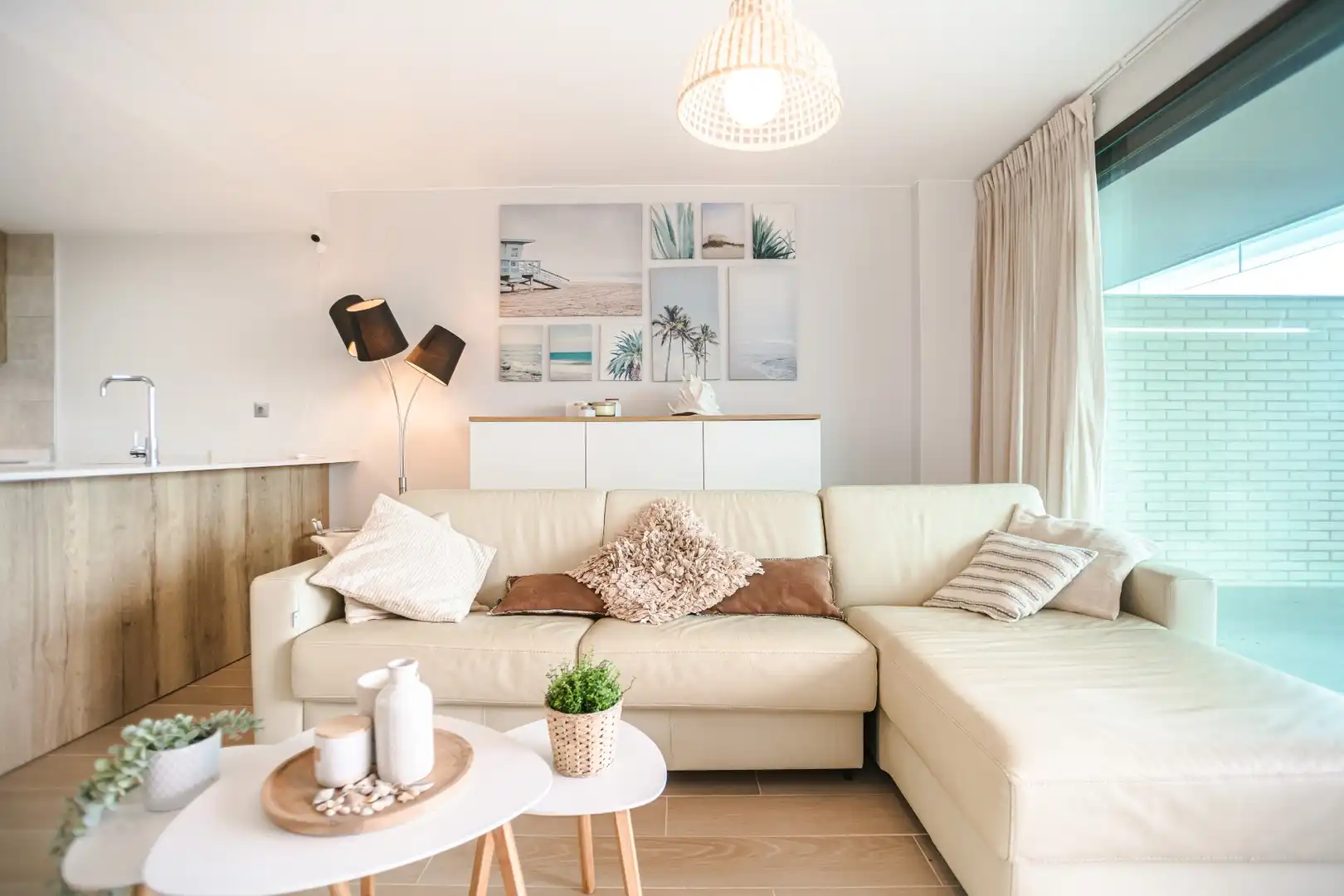 Sala d'estar de Apartament en venda en Cartagena amb Parquet, Terrassa i Balcó