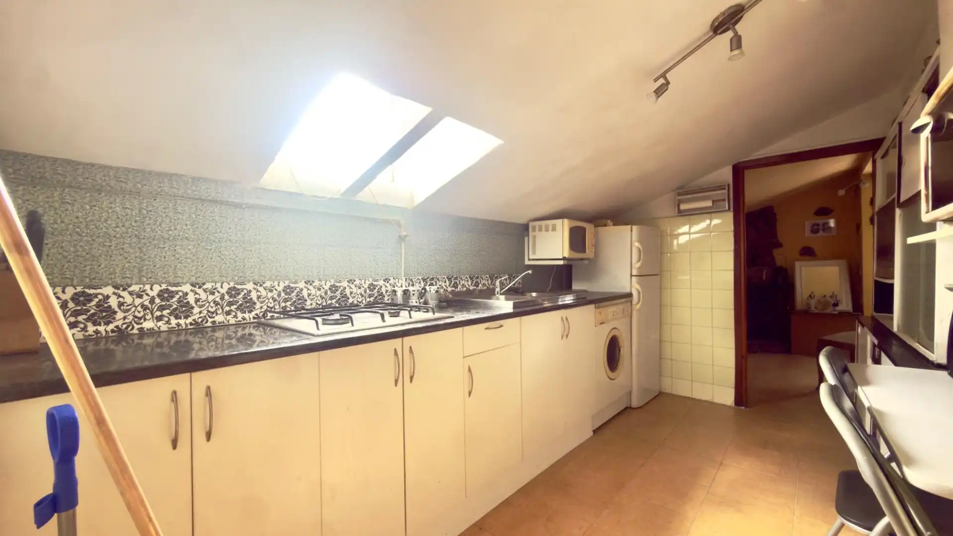 Cocina de Piso en venta en A Pobra de Trives  con Calefacción y Amueblado