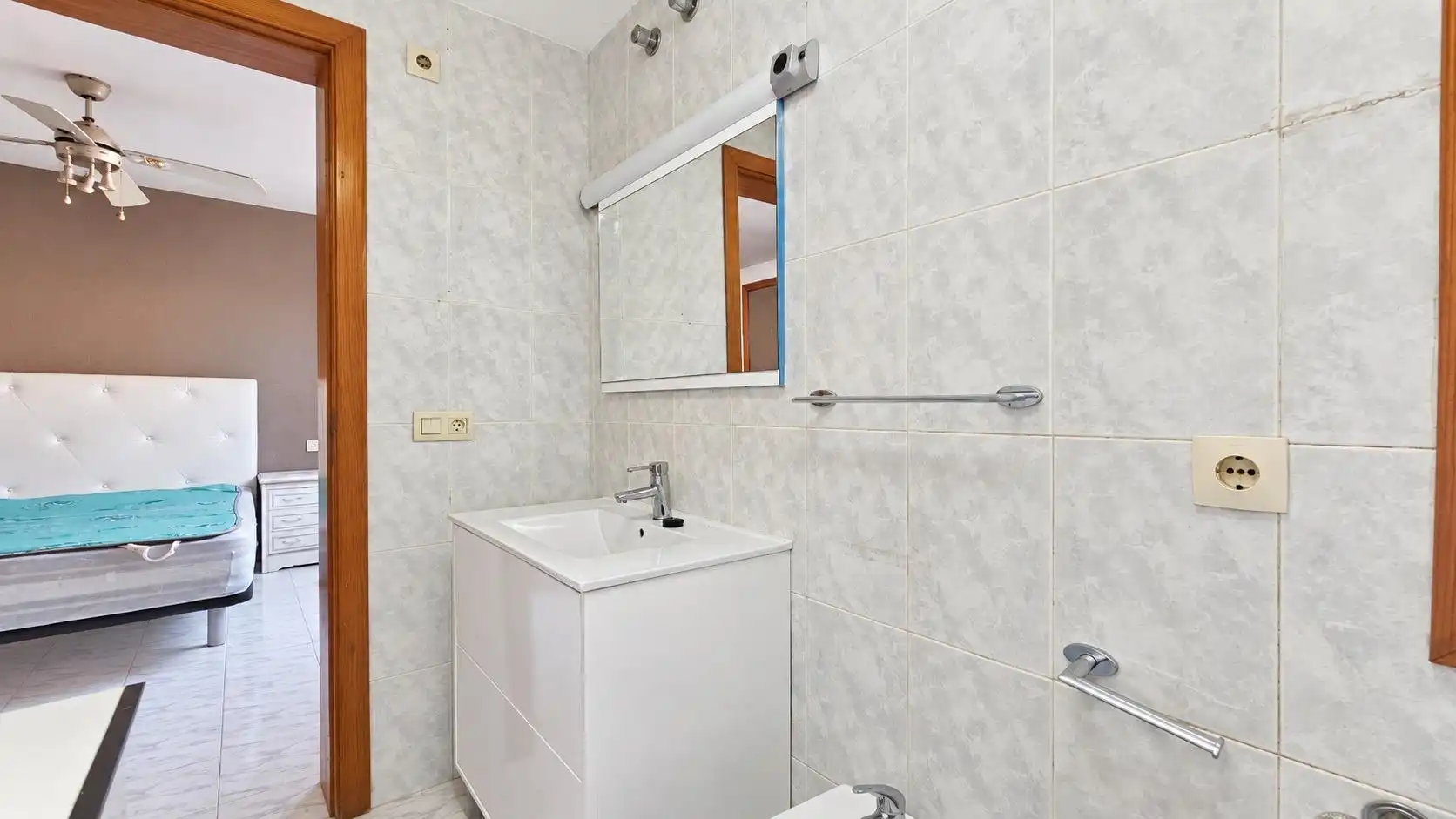 Casa bifamiliare con piscina in vendita a Nord, imagen 25