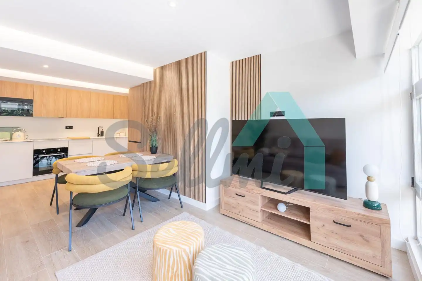 Flat for rent in Calle Real Oviedo, Masip