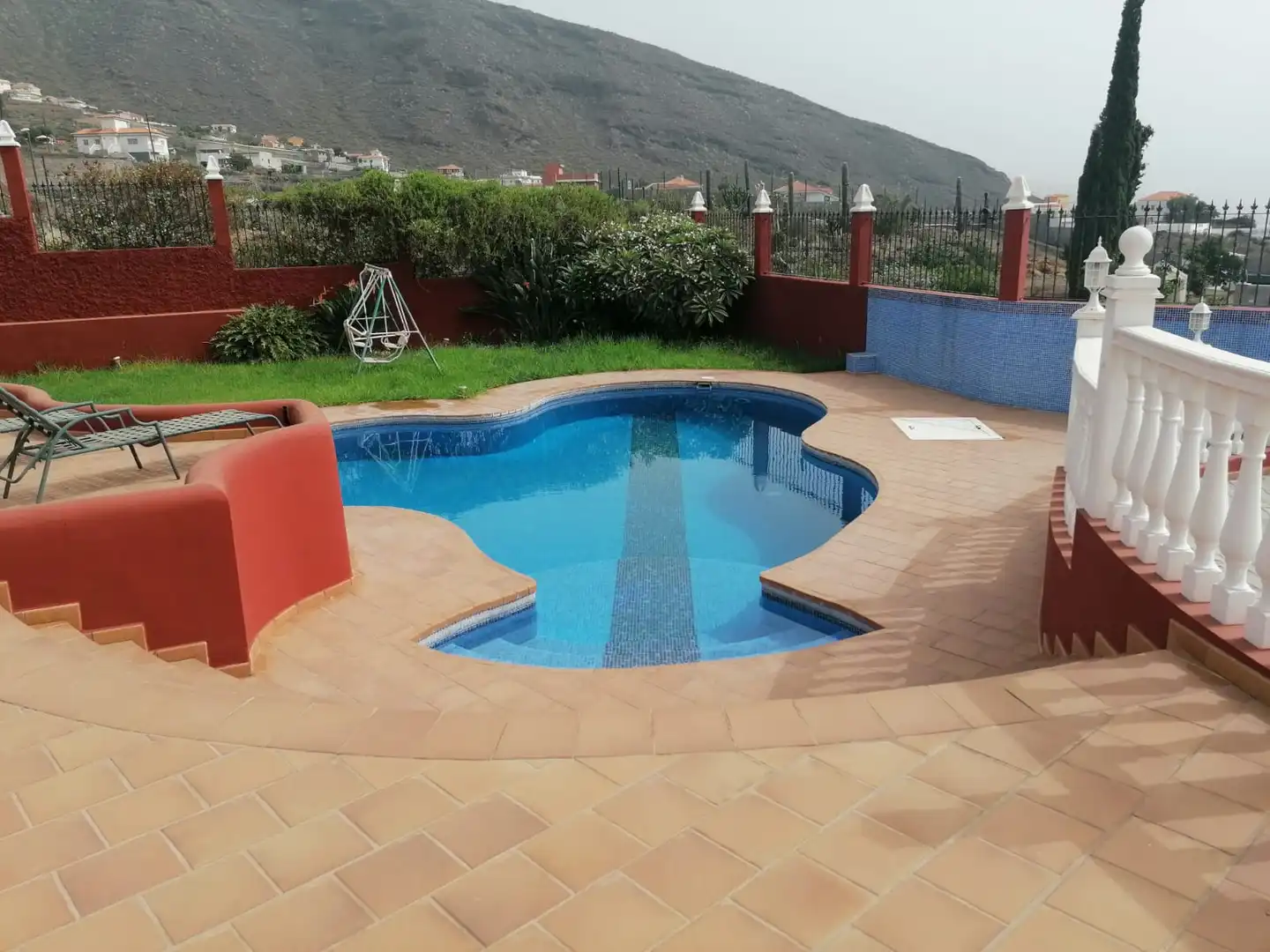 Swimming pool of Houses for sale in Candelaria  with Private garden, Parquet flooring and Terrace