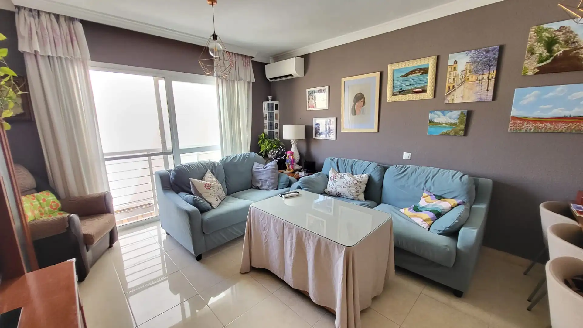 Sala de estar de Piso en venta en Rincón de la Victoria con Aire acondicionado, Trastero y Amueblado