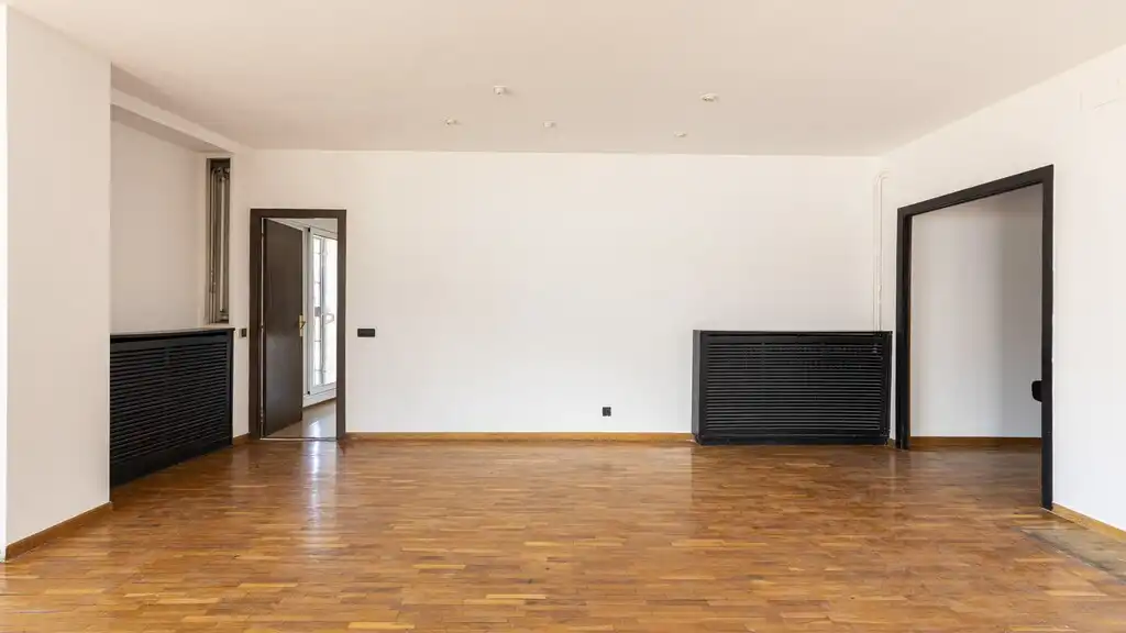 Apartments for sale in Barcelona  with Air Conditioner, Heating and Parquet flooring