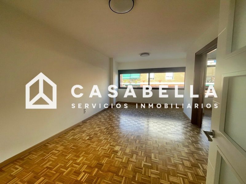 Piso de alquiler en  Valencia Capital con Aire acondicionado, Calefacción y Terraza