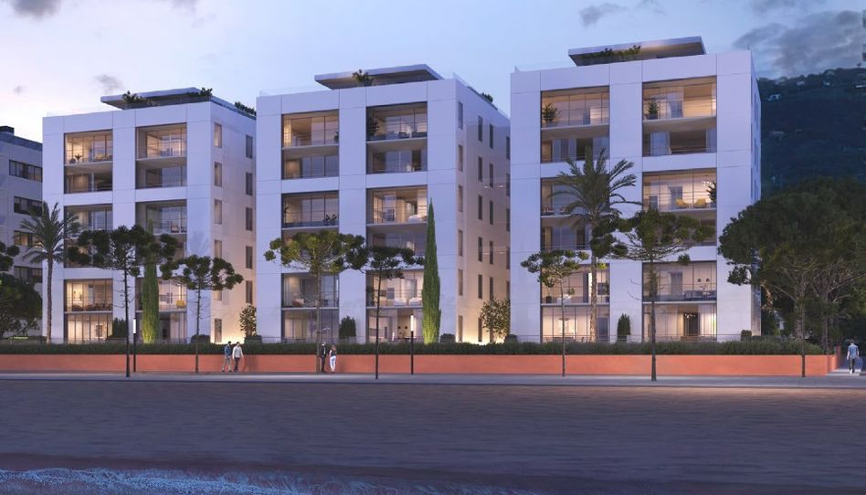 Foto 1 de Pis en venda a Passeig Marítim, 94, Centre - Platja, Girona
