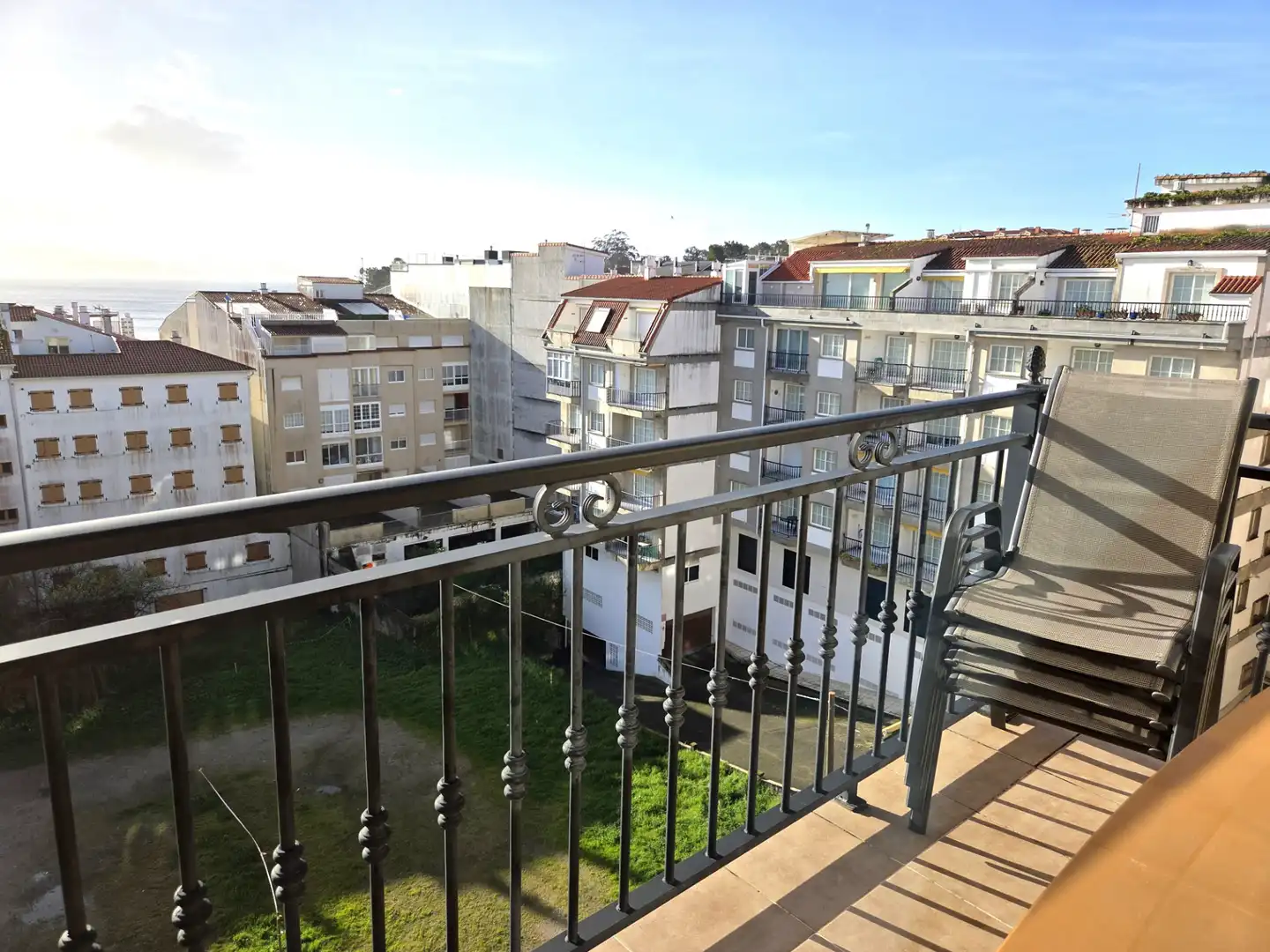 Terrasse von Wohnungen zur Miete in Sanxenxo mit Terrasse, Möbliert und Ofen