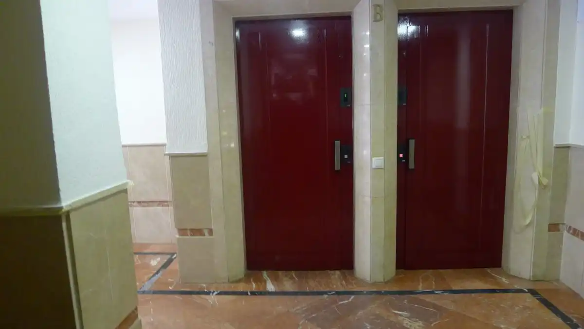 Wohnung zur Miete in Sevilla mit Klimaanlage, Heizung und Terrasse