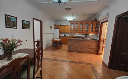 Kitchen of Single-family semi-detached for sale in Los Barrios  with Terrace