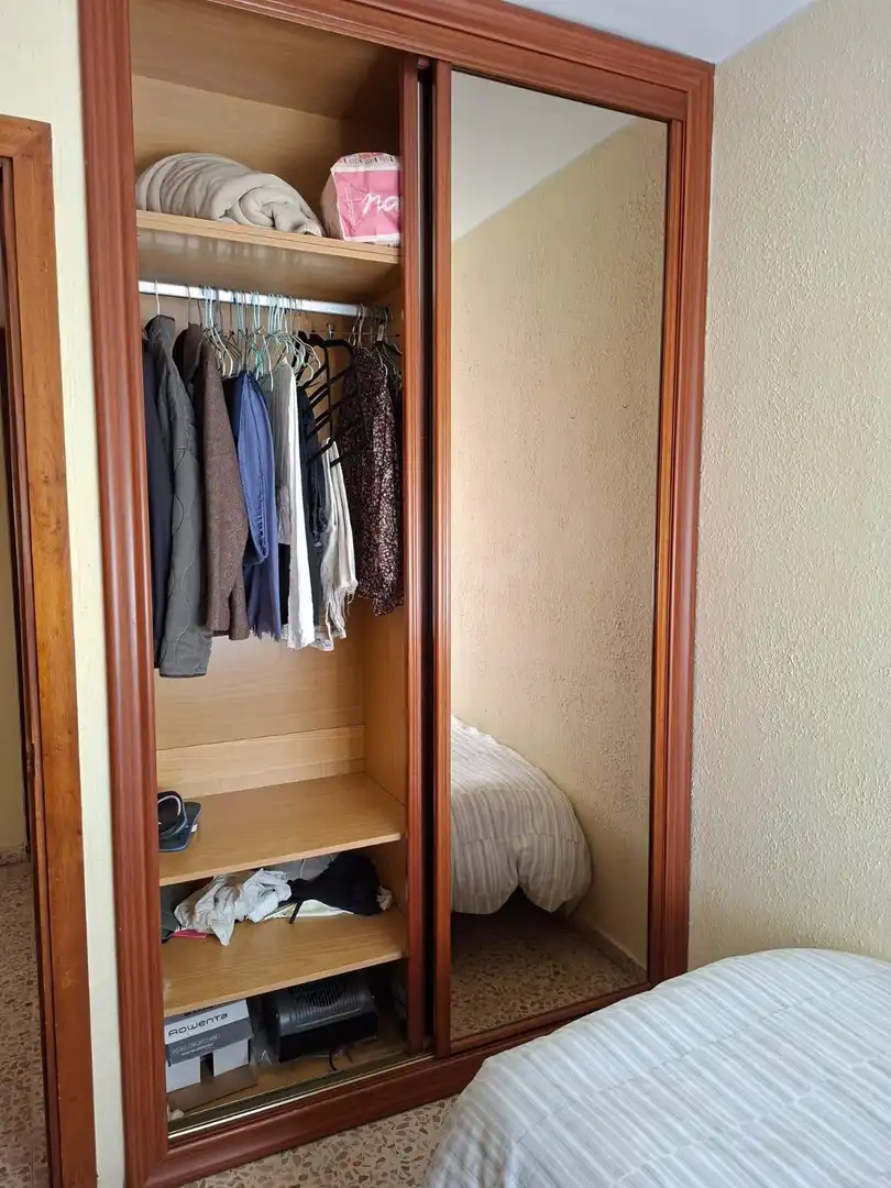 Habitación de Piso de alquiler en Sevilla con Aire acondicionado, Amueblado y Balcón