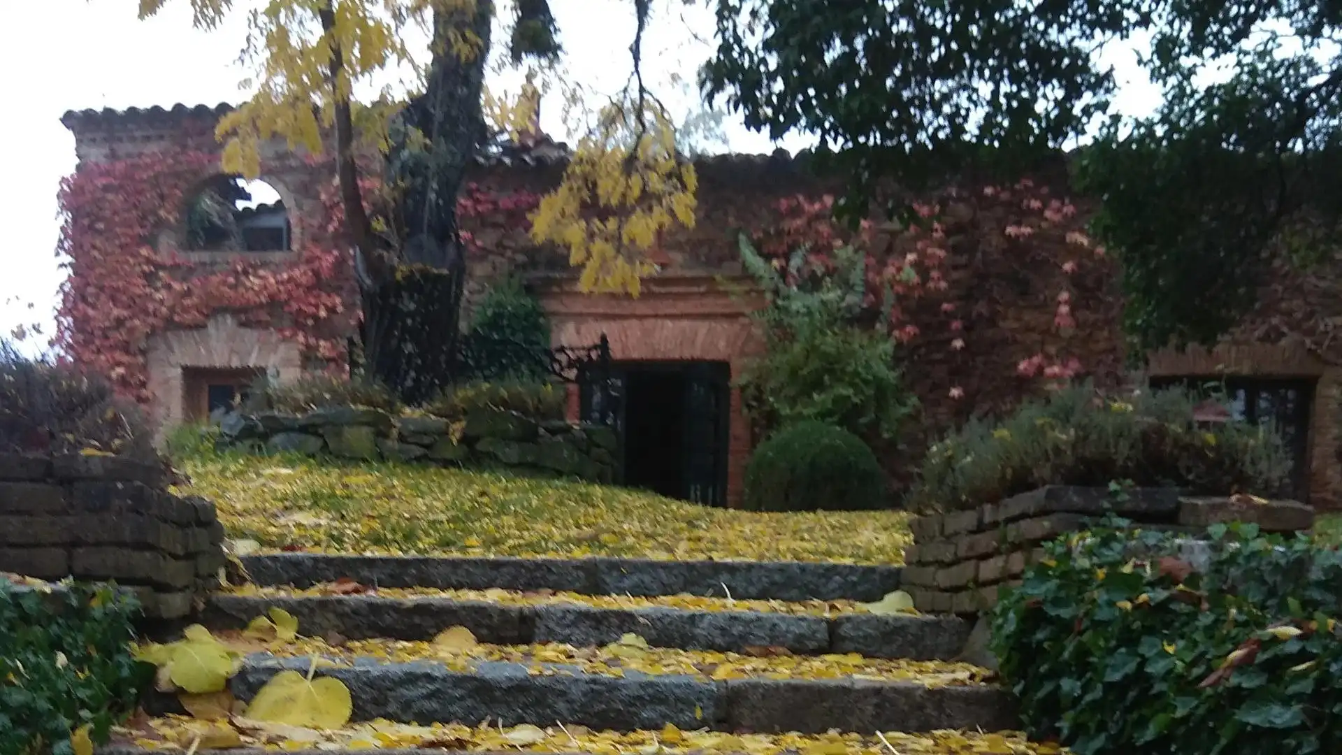 Jardín de Finca rústica en venta en Galaroza con Calefacción, Terraza y Trastero