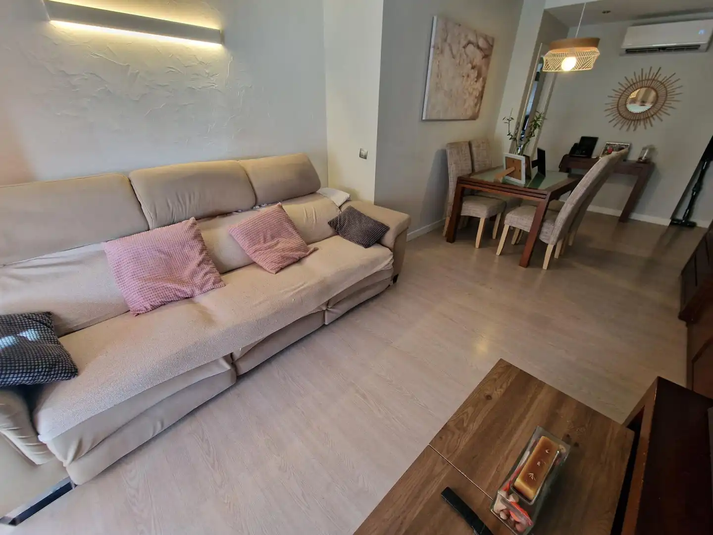 Sala d'estar de Pis en venda en Águilas amb Aire condicionat, Balcó i Piscina comunitària