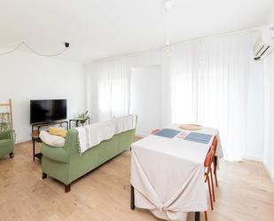 Dormitori de Pis en venda en  Granada Capital amb Aire condicionat, Calefacció i Parquet