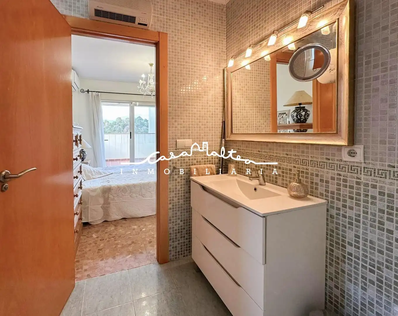 Baño de Casa o chalet en venta en L'Alfàs del Pi con Aire acondicionado, Jardín privado y Terraza