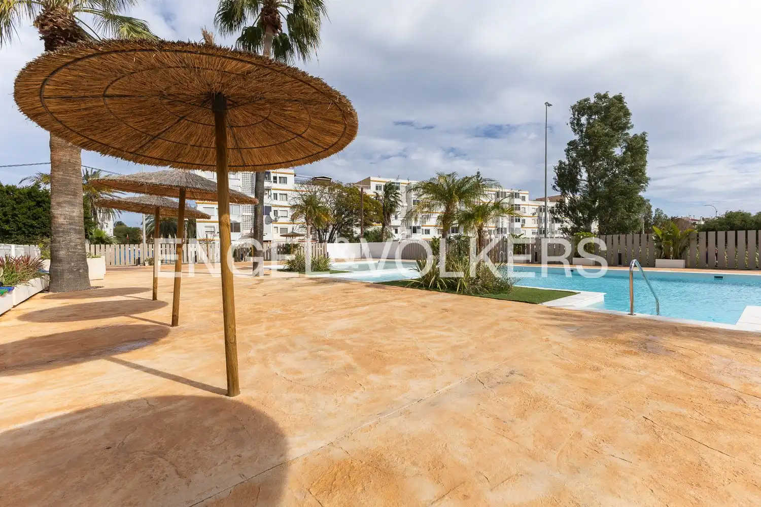 Swimming pool of Attic for sale in Dénia  with Air Conditioner, Heating and Terrace