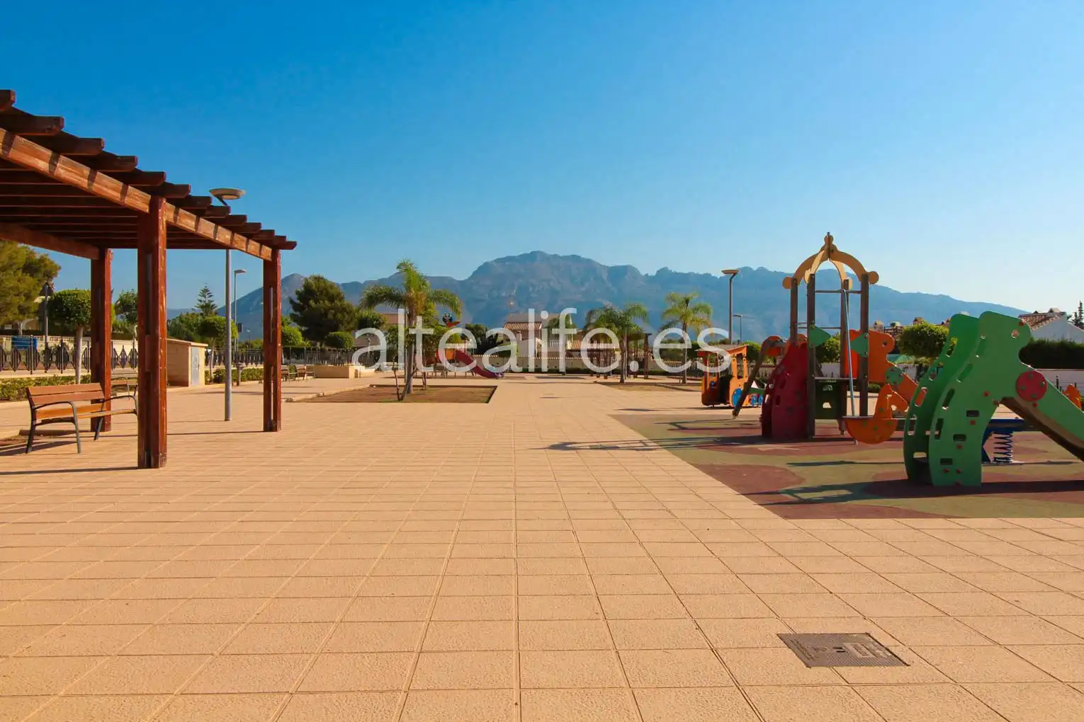 Exterior view of Houses for sale in Altea  with Air Conditioner, Terrace and Community pool