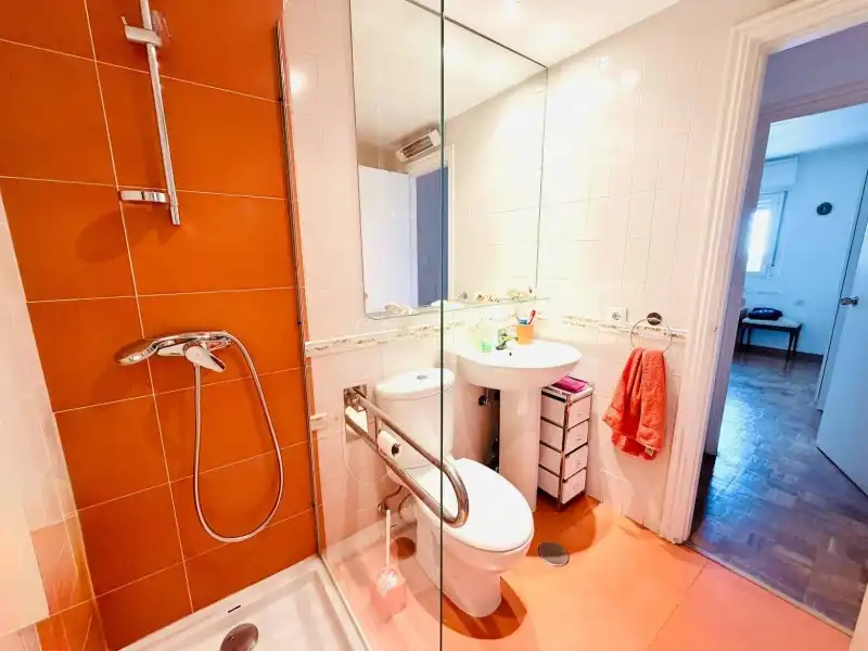 Baño de Piso en venta en Las Rozas de Madrid con Aire acondicionado, Calefacción y Parquet