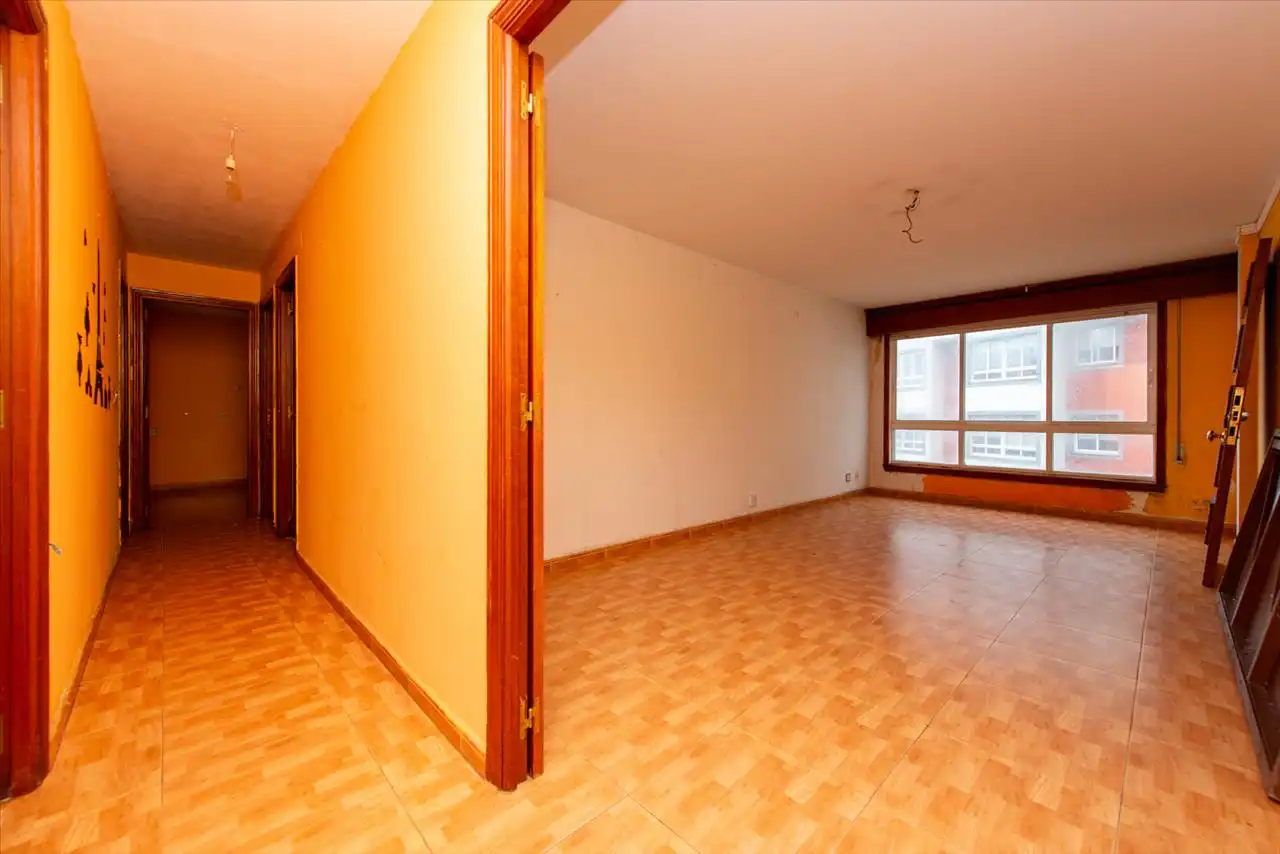 Piso en venta en A Coruña Capital  con Terraza