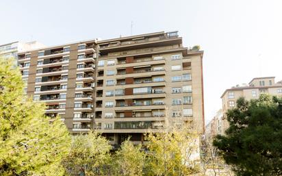 Exterior view of Flat for sale in  Zaragoza Capital  with Air Conditioner, Terrace and Balcony